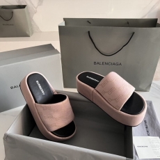 Balenciaga Slippers